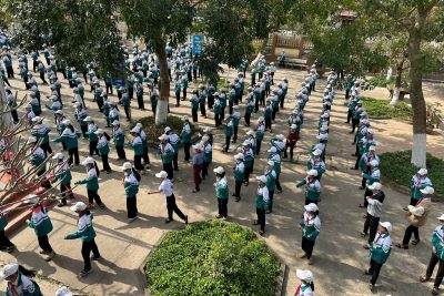 Học sinh trường THCS Hải Phương luyện tập võ Vovinam